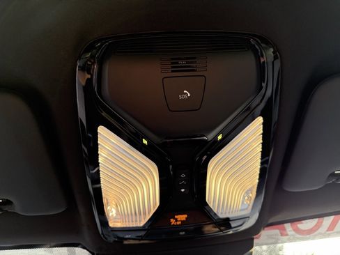 Used 2024 BMW X5 M60i image 26