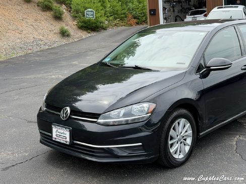 Used 2019 Volkswagen Golf 4-Door FWD image 31