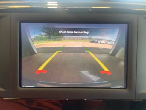 Used 2023 Chrysler Voyager LX FWD image 22