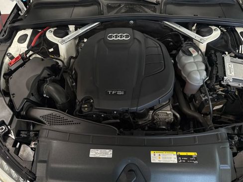 Used 2020 Audi A4 2.0T Premium Plus w/ Premium Plus Package FWD image 5