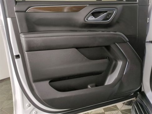 Certified 2022 GMC Yukon XL SLE w/ Gmc Pro Safety Plus Package image 22