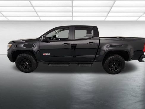 Used 2021 Chevrolet Colorado Z71 w/ Z71 Midnight Edition AWD/4WD image 4