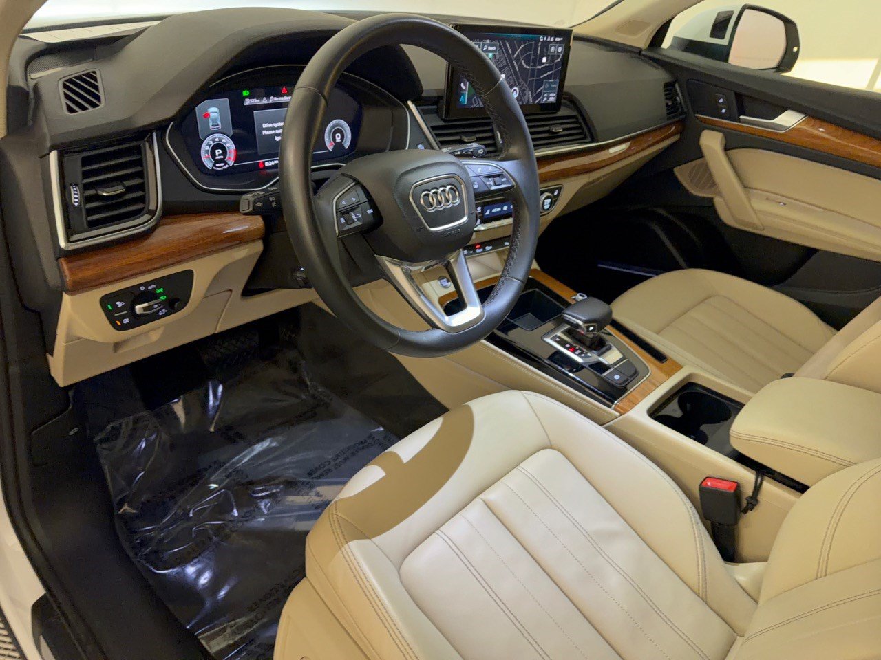 Used 2023 Audi Q5 2.0T Premium Plus AWD/4WD image 4