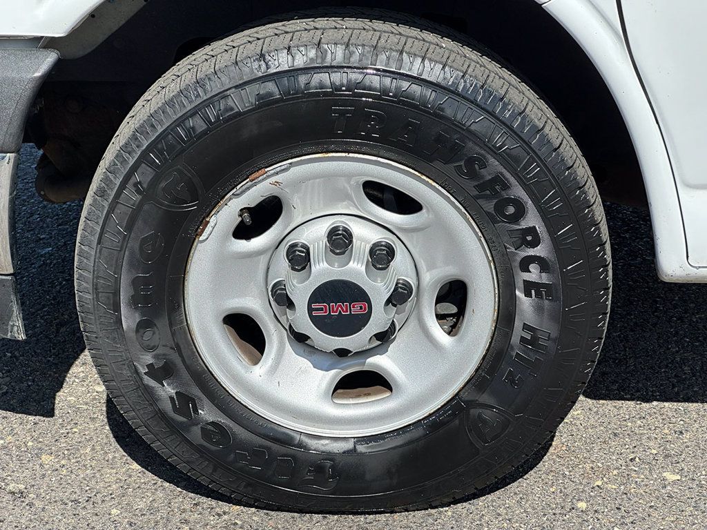 Used 2019 GMC Savana 2500 w/ Driver Convenience Package RWD image 13