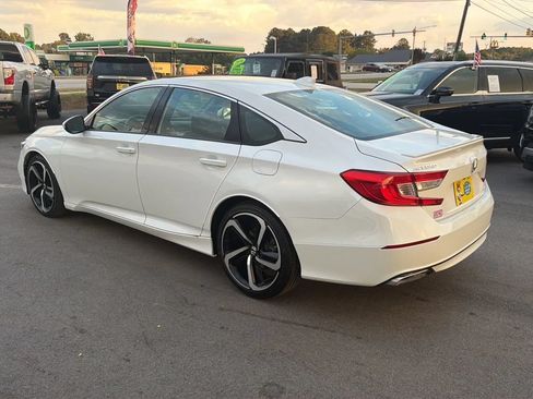 Used 2020 Honda Accord Sport image 3
