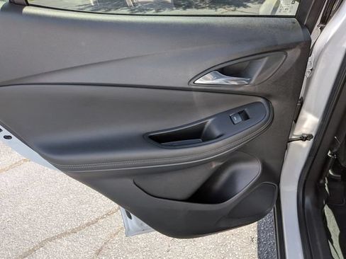 Used 2023 Buick Encore GX Essence w/ Experience Buick Package FWD image 26