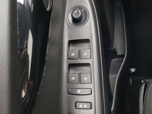 Used 2020 Chevrolet Spark LT image 27