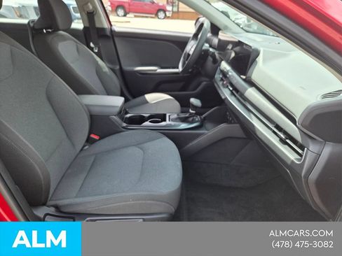 Used 2025 Kia K4 FWD image 15