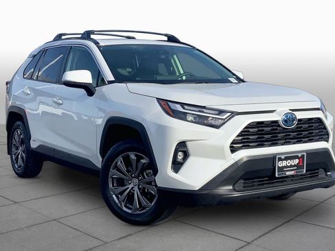Used 2024 Toyota RAV4 XLE Premium AWD/4WD image 3