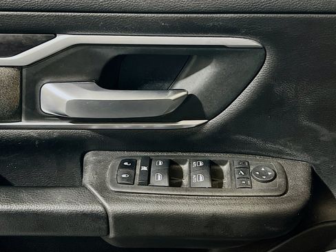 Used 2022 RAM 1500 Big Horn AWD/4WD image 13