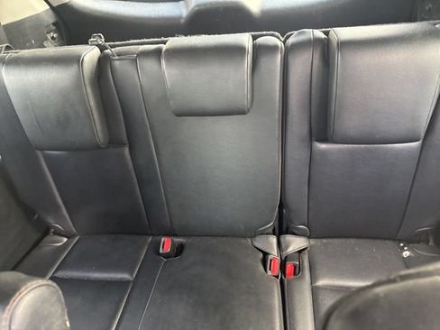 Used 2019 Toyota Highlander XLE AWD/4WD image 12
