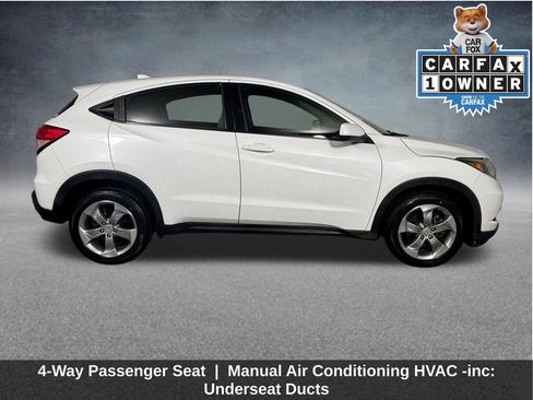 Used 2018 Honda HR-V LX image 10