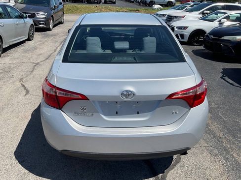 Used 2017 Toyota Corolla LE FWD image 8