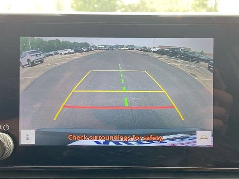 Used 2025 Toyota RAV4 LE AWD/4WD image 14