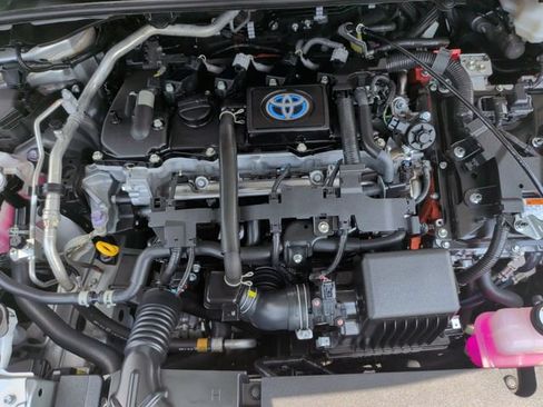 Used 2024 Toyota Corolla LE FWD image 33