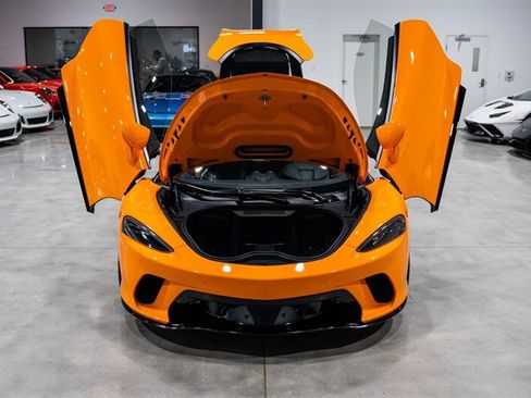 Used 2023 McLaren GT RWD image 36