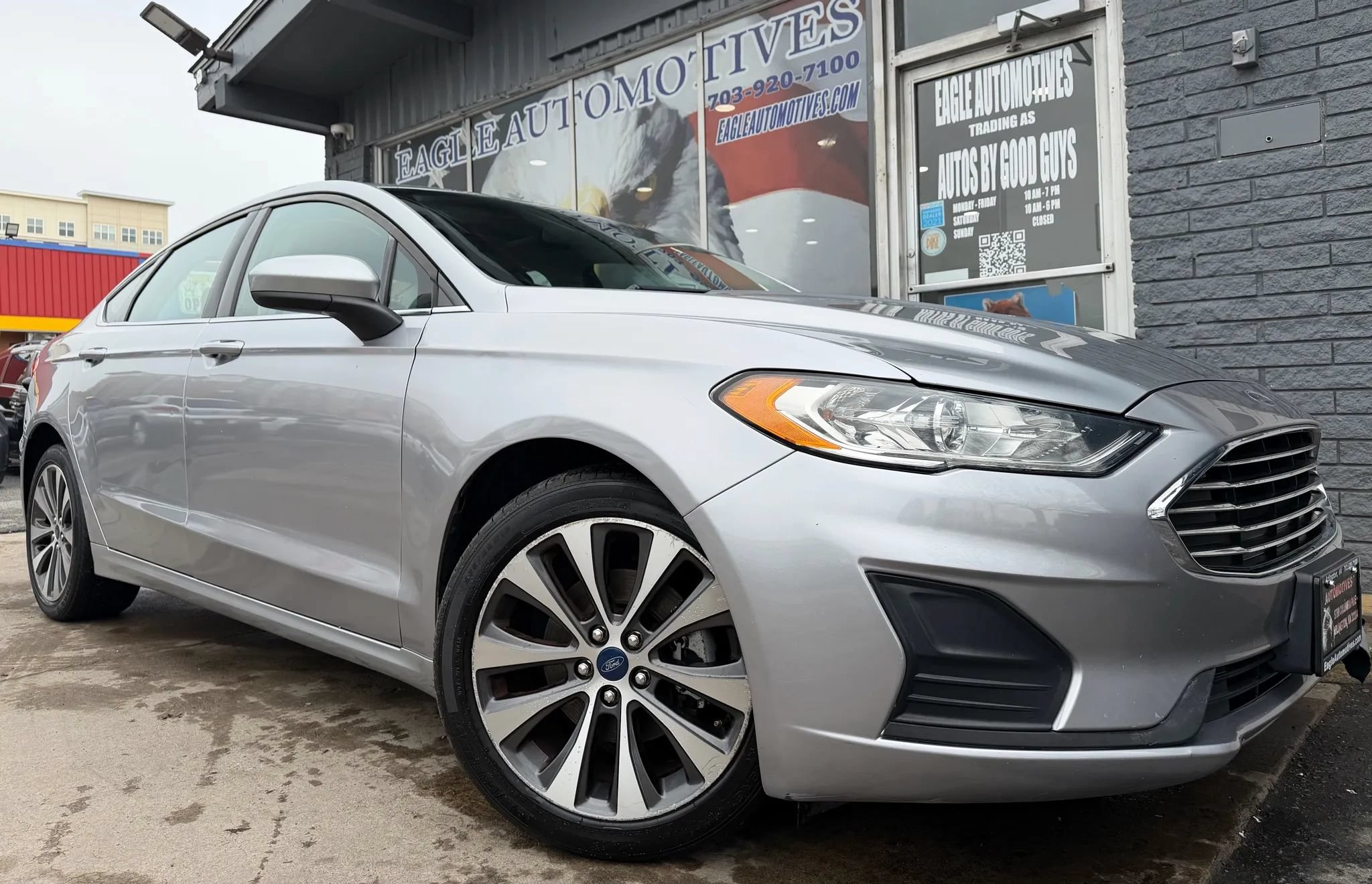 Used 2020 Ford Fusion SE AWD/4WD image 1