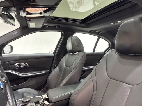 Used 2023 BMW 330i xDrive Sedan w/ Convenience Package image 27