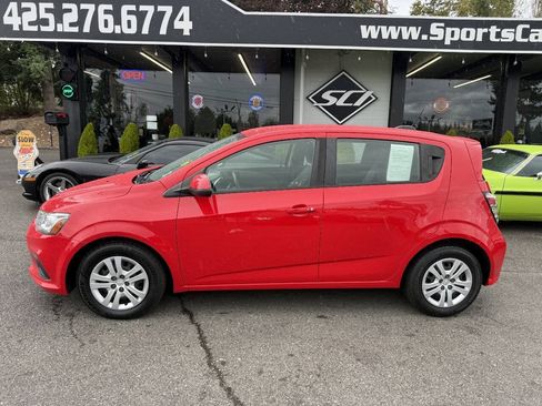 Used 2020 Chevrolet Sonic LT FWD image 7