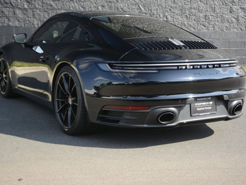 Certified 2020 Porsche 911 Carrera S RWD image 3