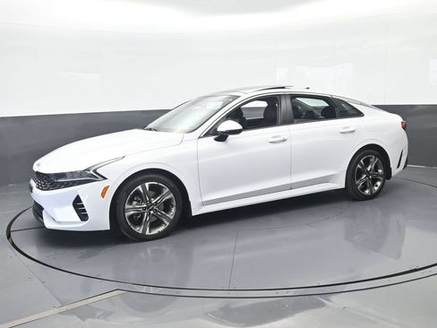 Used 2023 Kia K5 EX FWD image 2
