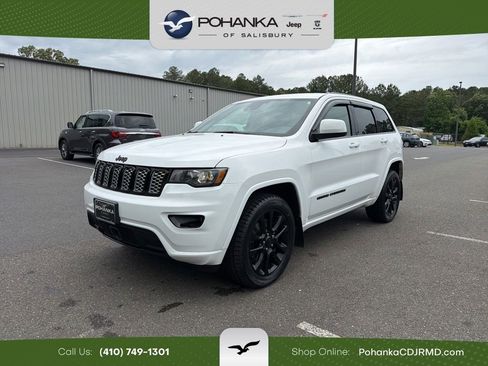 Used 2021 Jeep Grand Cherokee Laredo X AWD/4WD image 1
