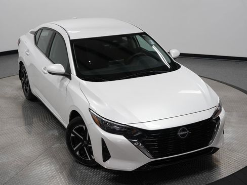 Used 2024 Nissan Sentra SV image 42