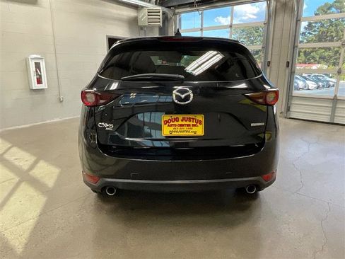 Used 2020 MAZDA CX-5 Touring image 4