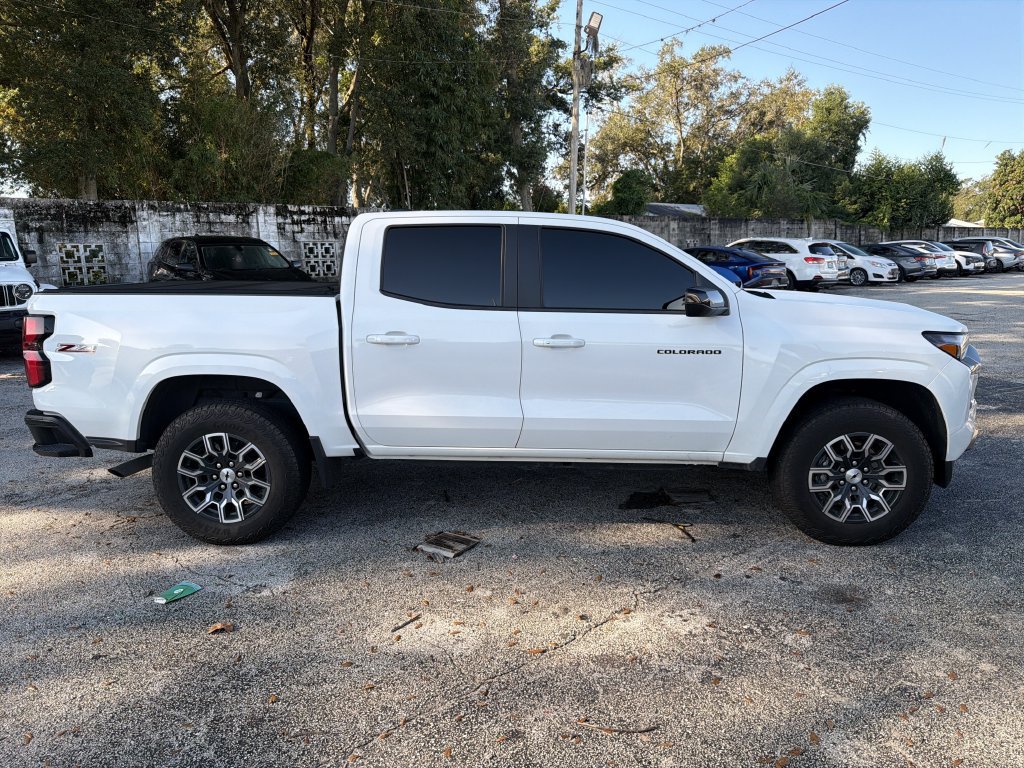 Used 2026 Chevrolet Colorado Z71 AWD/4WD image 4
