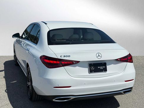 Used 2025 Mercedes-Benz C 300 Sedan image 4