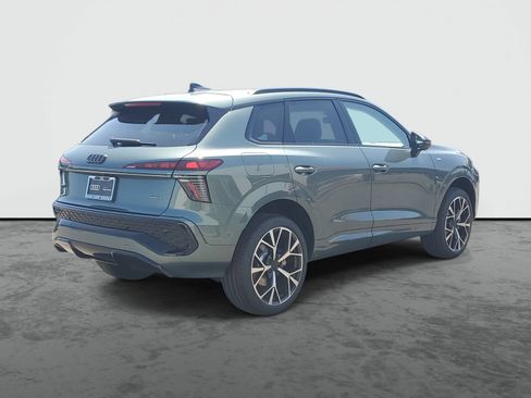 New 2026 Audi Q3 quattro 2.0T AWD/4WD image 4