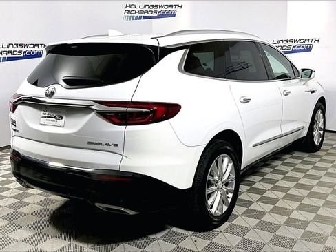 Used 2018 Buick Enclave Premium w/ Experience Buick Package image 9