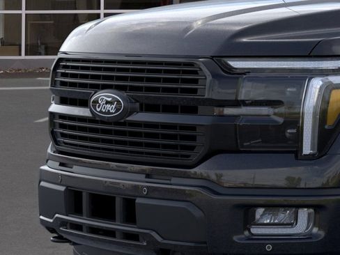 New 2025 Ford F150 Platinum w/ FX4 Off-Road Package image 17