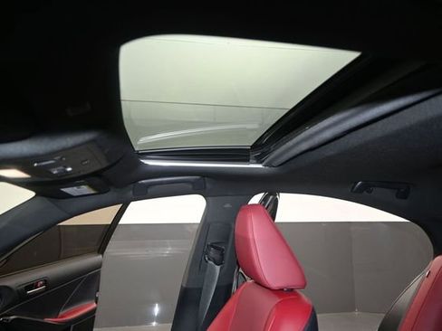 Used 2025 Lexus IS 350 F Sport RWD image 9