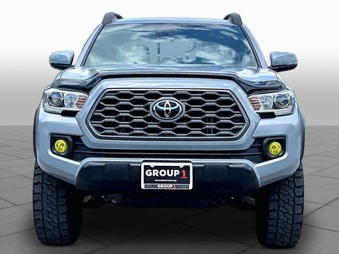 Used 2021 Toyota Tacoma TRD Off-Road w/ Blackout Package (TMS) AWD/4WD image 4
