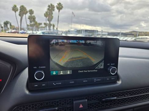 Used 2024 Honda HR-V LX image 9