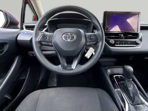 Used 2024 Toyota Corolla LE FWD image 6