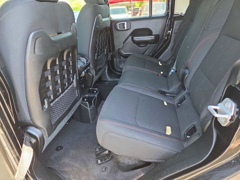 Used 2020 Jeep Gladiator Rubicon AWD/4WD image 21