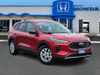 Used 2025 Ford Escape Active image 1
