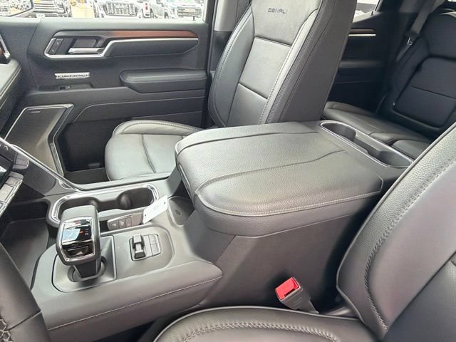 Used 2026 GMC Sierra 1500 Denali AWD/4WD image 21