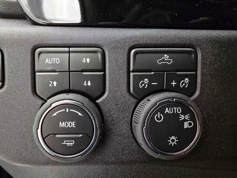 New 2025 Chevrolet Silverado 1500 LT w/ Z71 Off-Road Package image 4