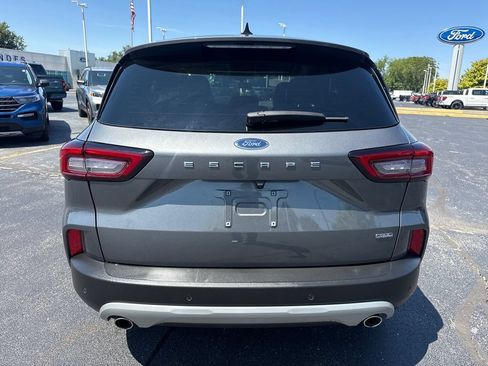 Used 2024 Ford Escape SE FWD image 7