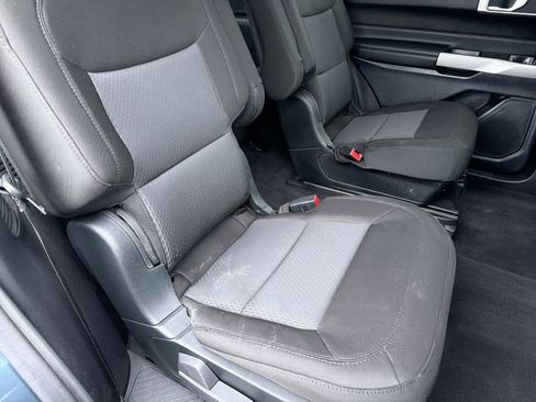 Certified 2022 Ford Explorer XLT image 21