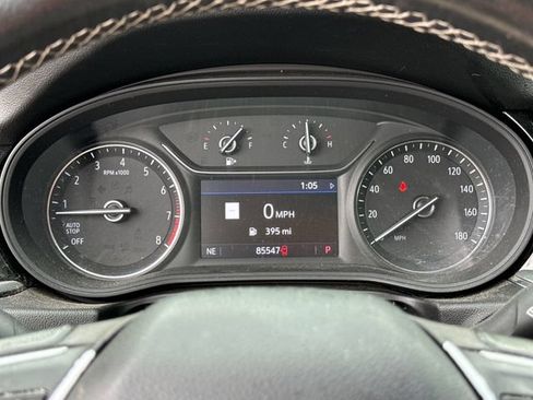 Used 2019 Buick Regal Preferred w/ Sights and Sounds Package FWD image 11