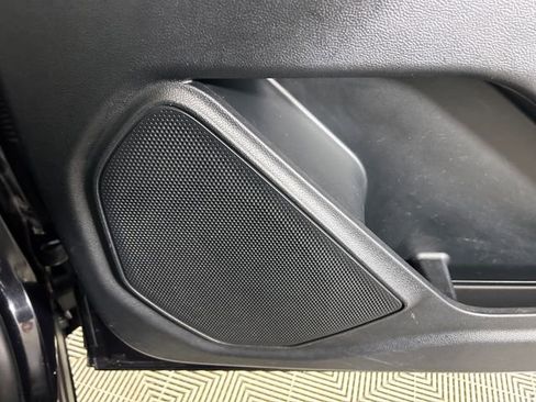 Used 2020 Ford Explorer XLT w/ Comfort Package image 30