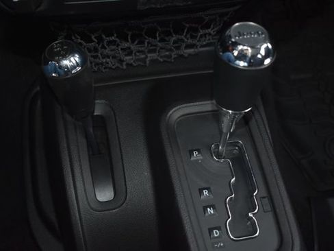 Used 2015 Jeep Wrangler Unlimited Sport AWD/4WD image 23