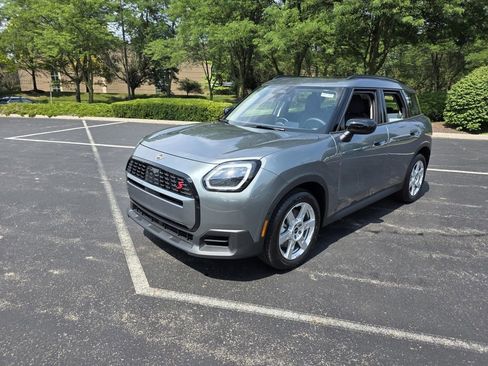 New 2025 MINI Cooper Countryman S image 3