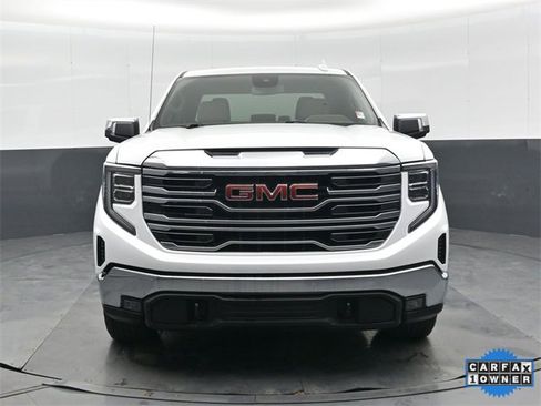 Used 2024 GMC Sierra 1500 SLT image 9