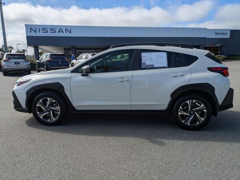 Used 2024 Subaru Crosstrek 2.0i Premium image 7