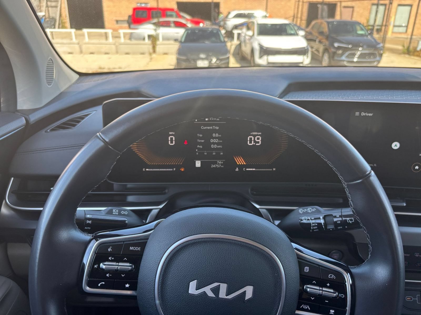 Used 2026 Kia Carnival FWD image 36